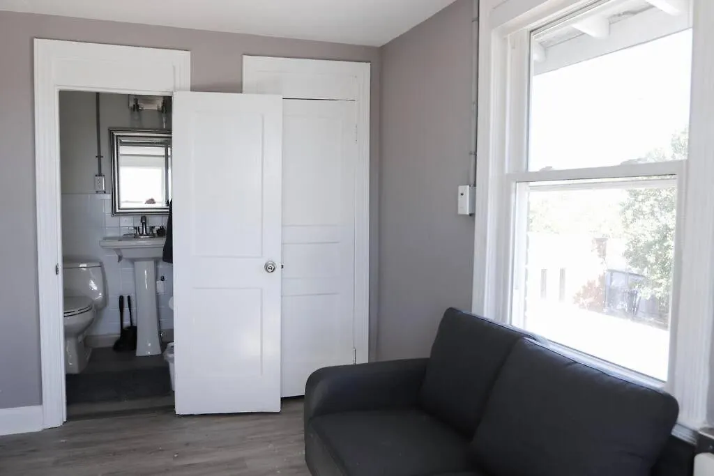 Charming 1 Bedroom 10 Min To Nash Nashville